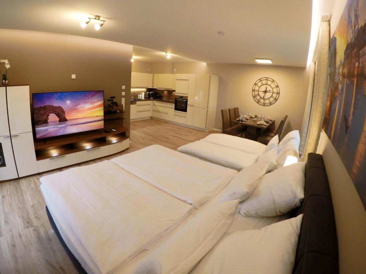 -Neubau- 68 Qm 2-Zimmer-Wohnung Φούλντα Εξωτερικό φωτογραφία