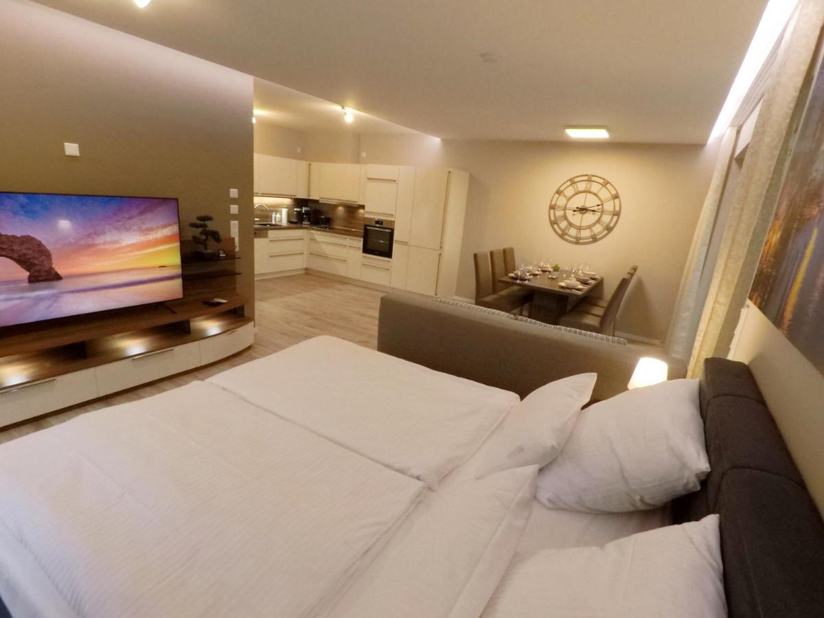 -Neubau- 68 Qm 2-Zimmer-Wohnung Φούλντα Εξωτερικό φωτογραφία